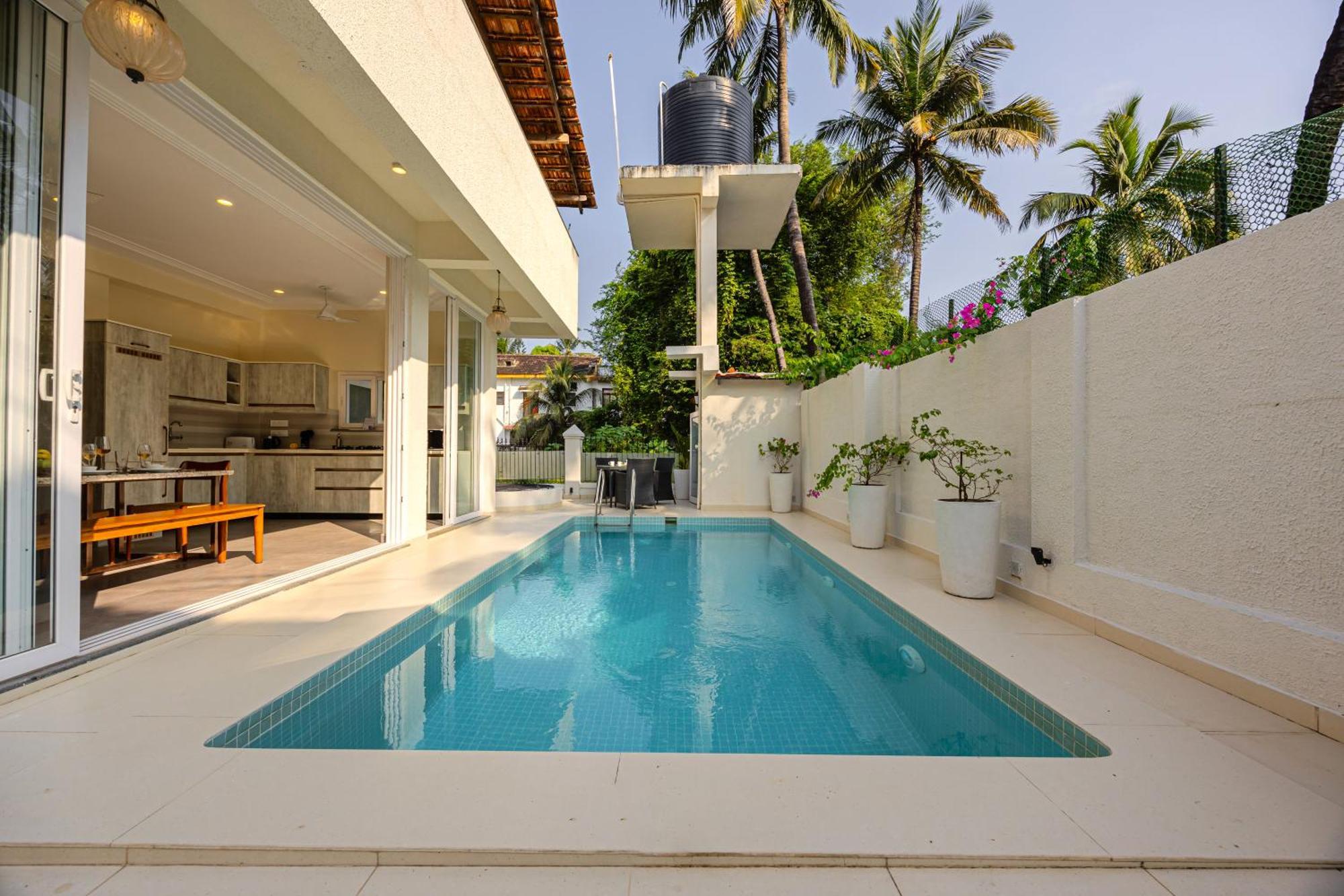Elivaas 4 Bhk Villa Near Beach With Private Pool & Bar - Casa Boa Vida Candolim Bagian luar foto